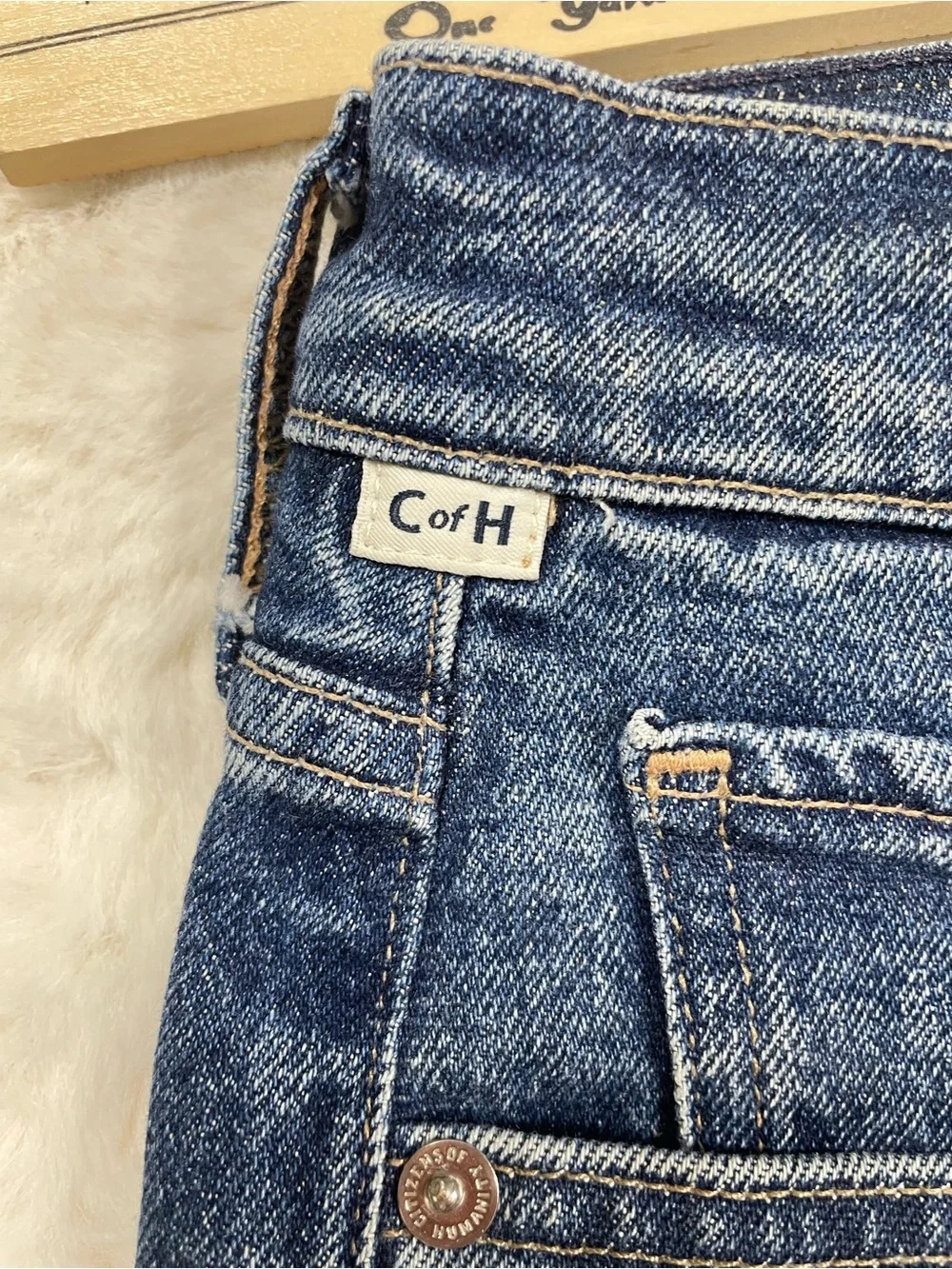 Citizens Of Humanity Slim Straight Jeans in Dark Blue